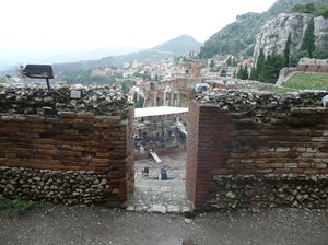 Taormina - panorama 4, widok od strony teatru greckiego