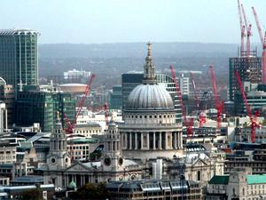 Budowy i remonty wokół katedry Saint Paul (London)