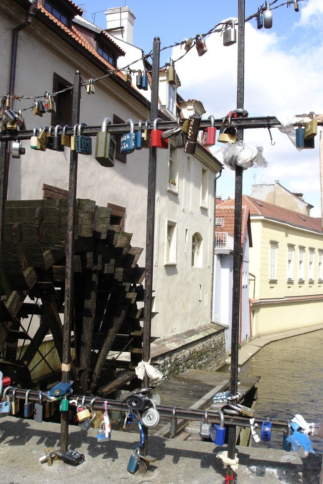 Praga - zakochane kłódki