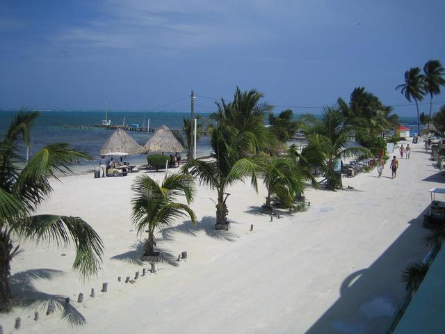 Caye Caulker High Street