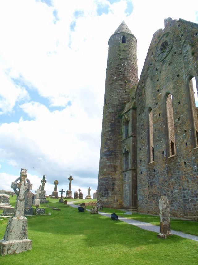 Cmentarz przy Rock of Cashel
