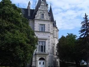 Pałac w Budmericach