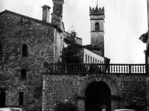 Castello, brama wejściowa