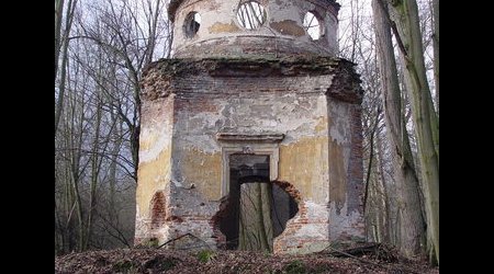 Mauzoleum na wzgórzu