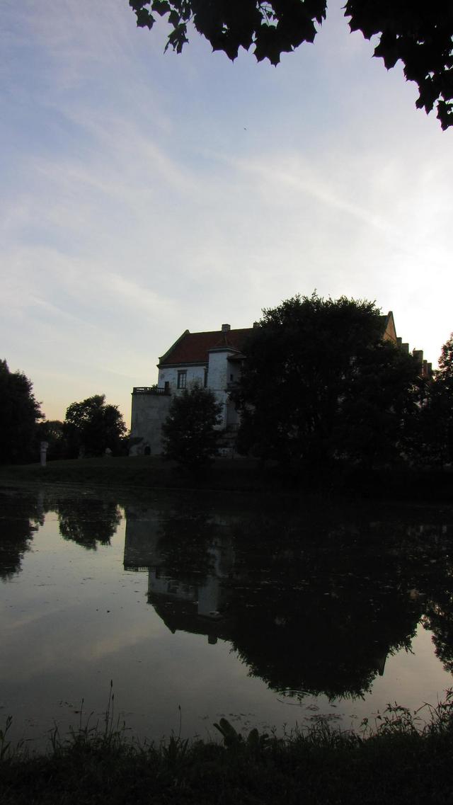 Fosa z zamkiem