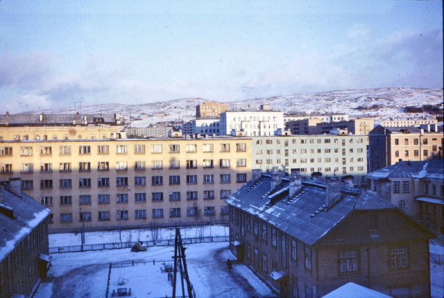 Murmańsk. Widok  z  okna  mojego hotelu. Zima w tundrze.