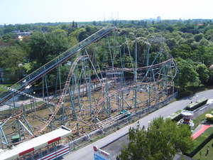 Diabelski Młyn - widok na park rozrywki