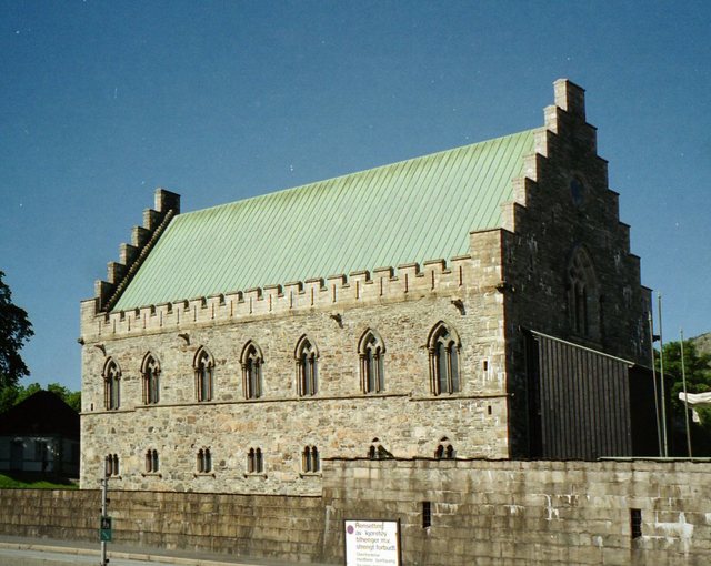Zamek  króla  Wikingow Haakona