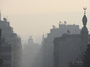 KAIR - widok na smog z DAHAB HOSTEL
