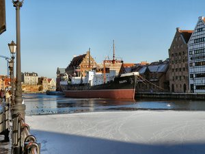Gdańsk-zima 2009 - Motława  podmarzła!
