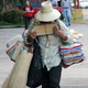 San Pero Sula - sprzedawca gąbek