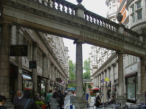 Bloomsbury 2009 01