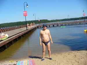 Ja na plaży nad jeziorem Necko w Augustowie.