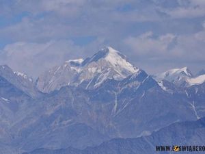 Widok z Burji La na Wielki Łańcuch Karakorum