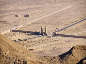 Klasztor Św. Antoniego, Egipt - widok z drogi  do  groty świętego