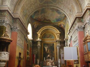 klasycystyczne wnętrze bazyliki