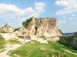 "wnętrza" zamku Siroki Var