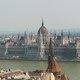 Parlament widziany ze wzgórza Zamkowego