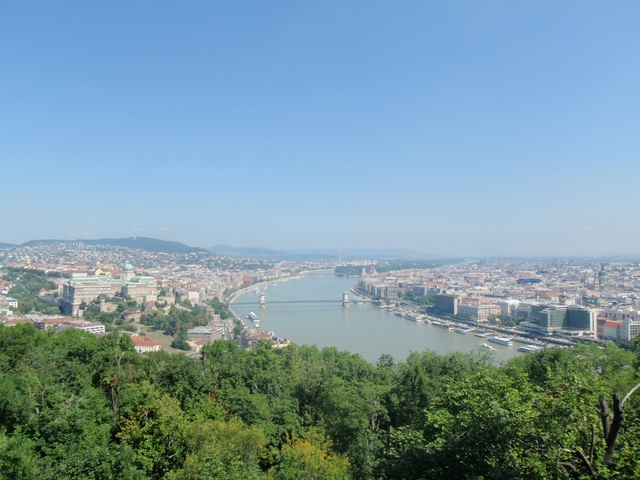 panorama miasta ze Wzgórza Gellerta (2)