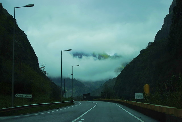 Madera, droga w chmurach