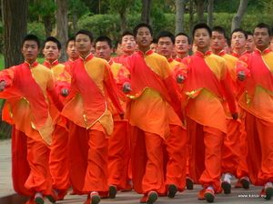 Klasztor Shaolin na pomarańczowo
