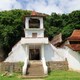 Cave Temple w Yapahuwie