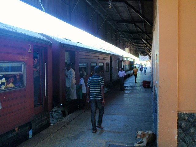 lankijski pociąg