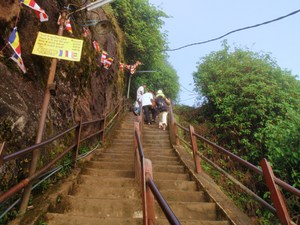 schody wiodące ze szczytu
