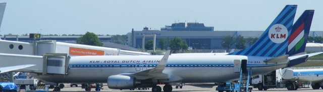 229649 - Amsterdam Samolociki na lotnisku w Amsterdamie