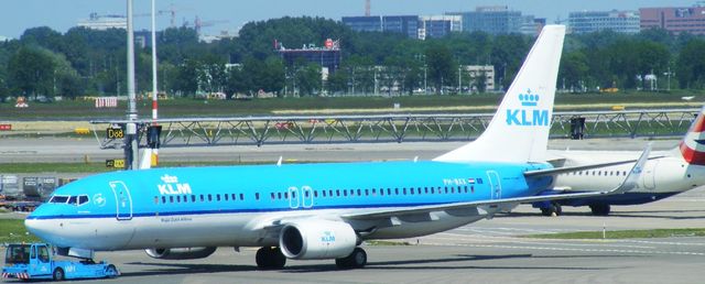 229672 - Amsterdam Samolociki na lotnisku w Amsterdamie