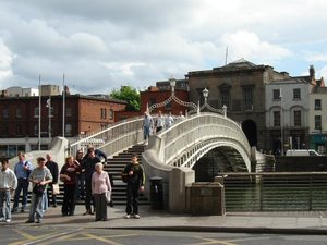 Dublin-Half Penny Bridge -symbol  Dublina