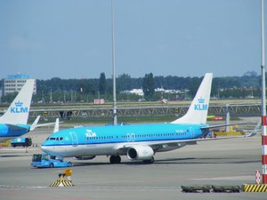229926 - Amsterdam Samolociki na lotnisku w Amsterdamie