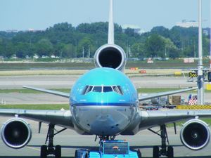 229930 - Amsterdam Samolociki na lotnisku w Amsterdamie