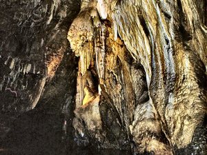 Jaskinia  Macocha - Morawy - nacieki