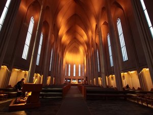 kościół Hallgrímskirkja w Reykjavik, Islandia