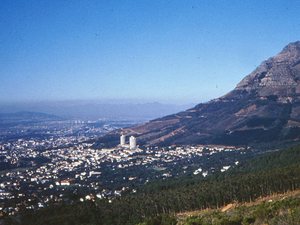 Cape Town - widok  na  miasto spod  Table  Mountain