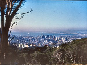 Cape Town - spod  Table  Mountain