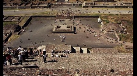 Teotihuacan: więcej piramid