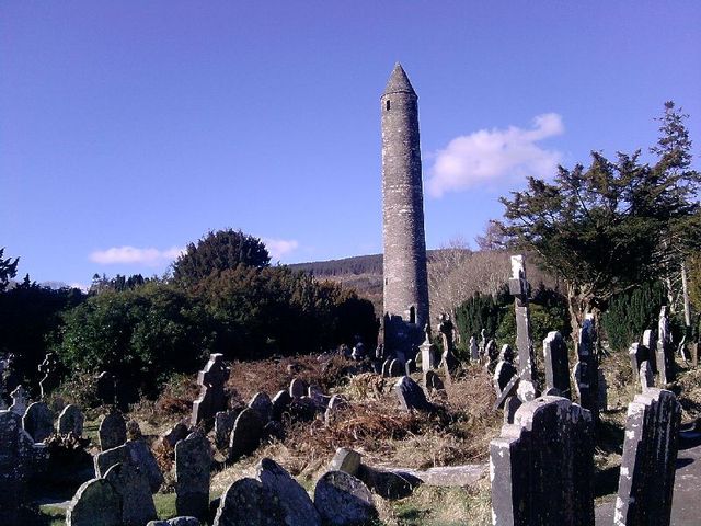 Celtycki cmentarz w Glendalough