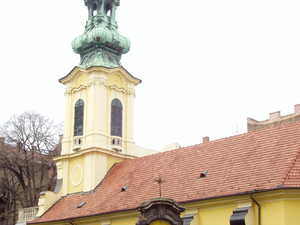 żółty kościółek przy Veres Palne