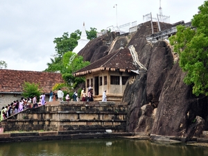 239653 - Anuradhapura