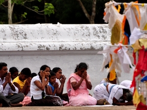 239672 - Anuradhapura