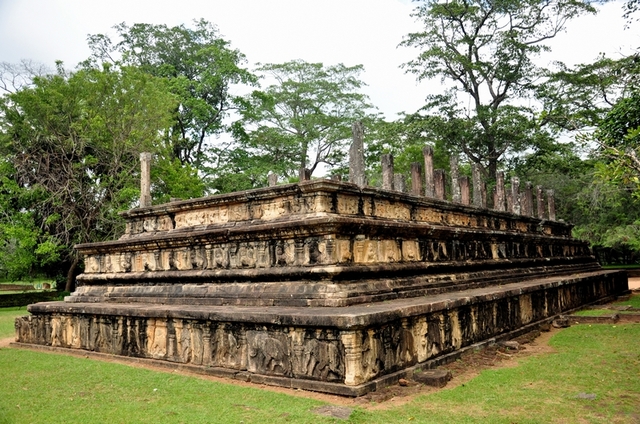 239725 - Polonnaruwa