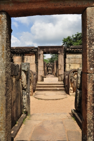 239736 - Polonnaruwa