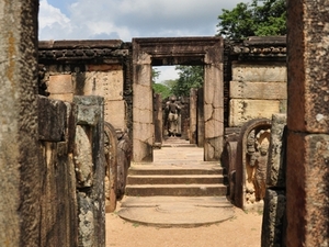 239736 - Polonnaruwa