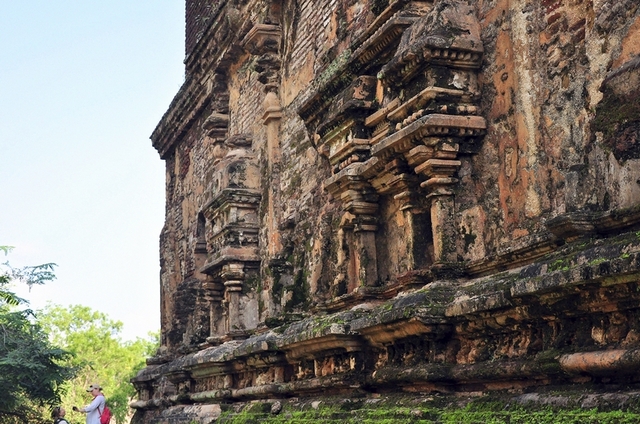 239762 - Polonnaruwa