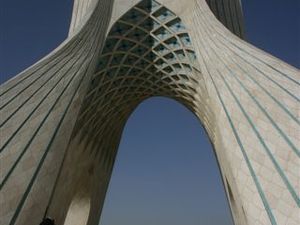 wieża Azadi- symbol Teheranu