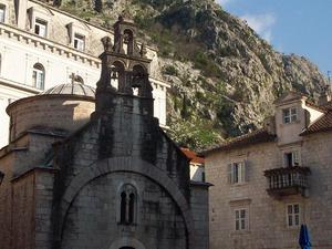 Forteca w oddali, Kotor, Czarnogóra