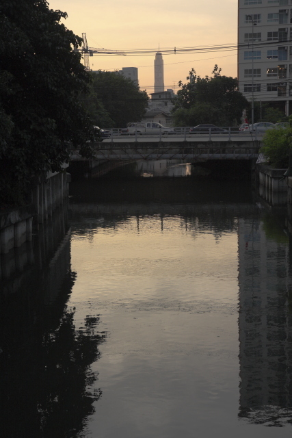 wieża w kanale