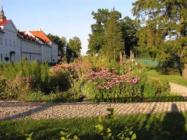ogród klasztorny